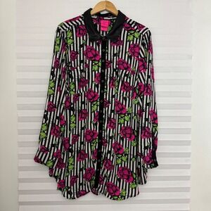 Torrid Betsey Johnson Pink Rose Stripe Faux Leather Collar Snap Punk Shirt 3